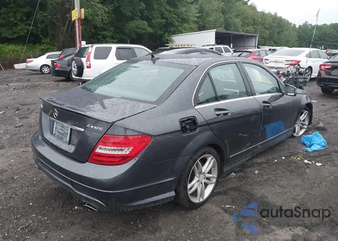 2014 Mercedes-Benz C 300 Luxury 4Matic/Sport 4Matic from USA, damaged, VIN WDDGF8AB6ER304647